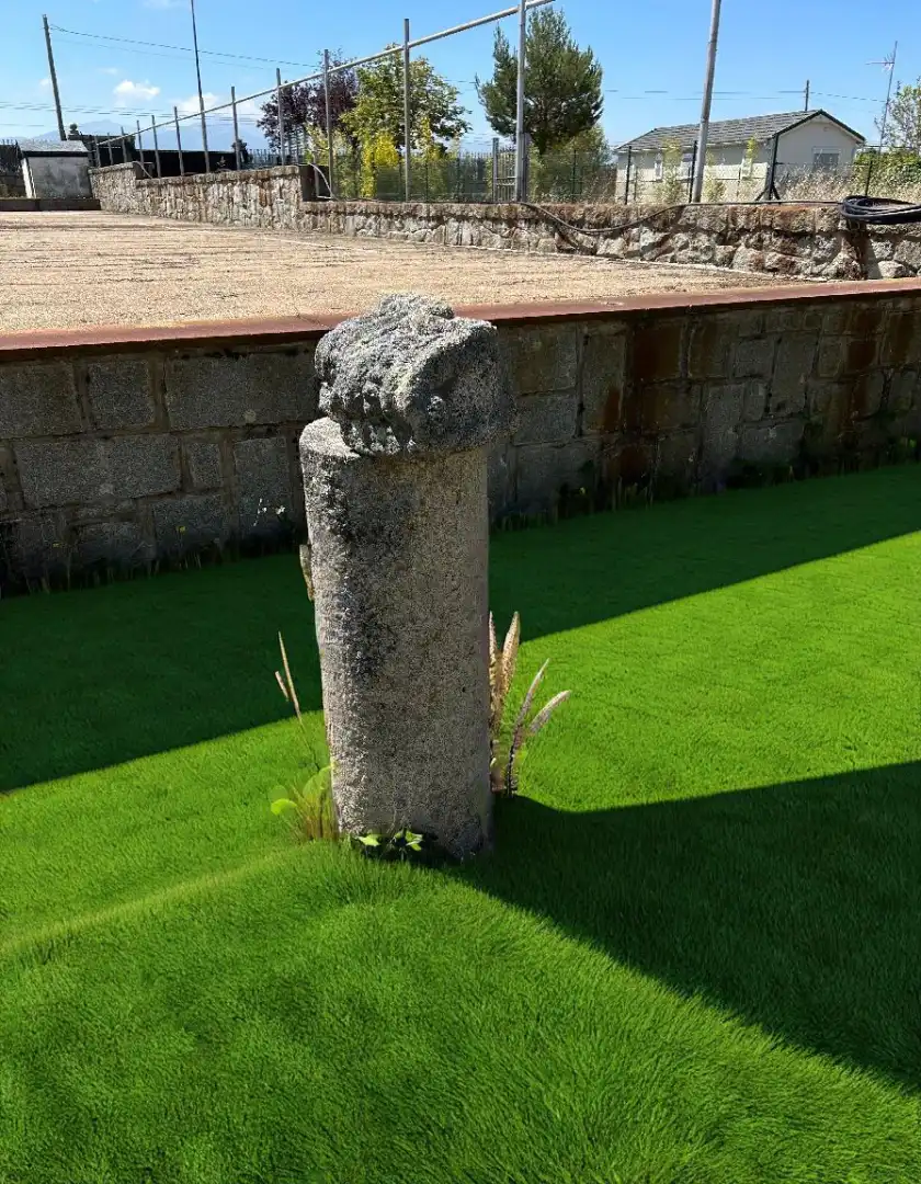 Jardí de Casa o xalet en venda en San Cristóbal de Segovia amb Calefacció, Jardí privat i Terrassa