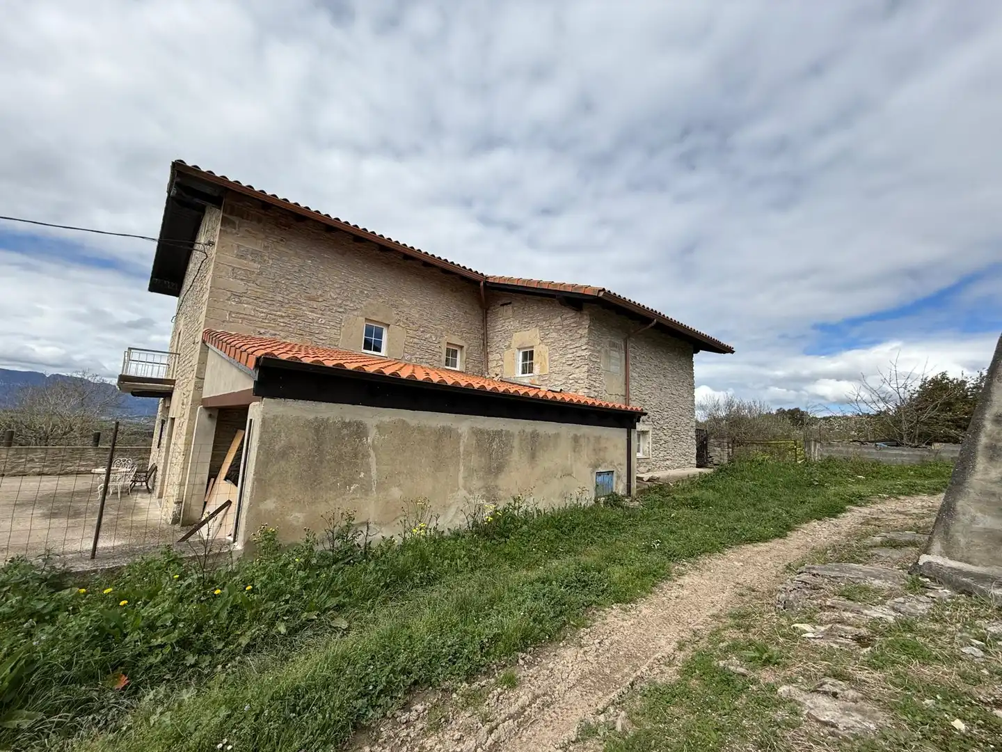 Vista exterior de Casa o chalet en venta en Valle de Mena con Trastero y Balcón