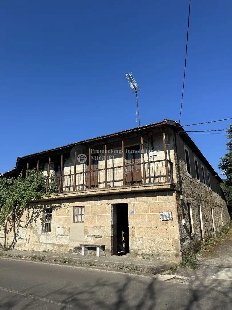 Casa con terrazza in vendita a Monterrei, imagen 2