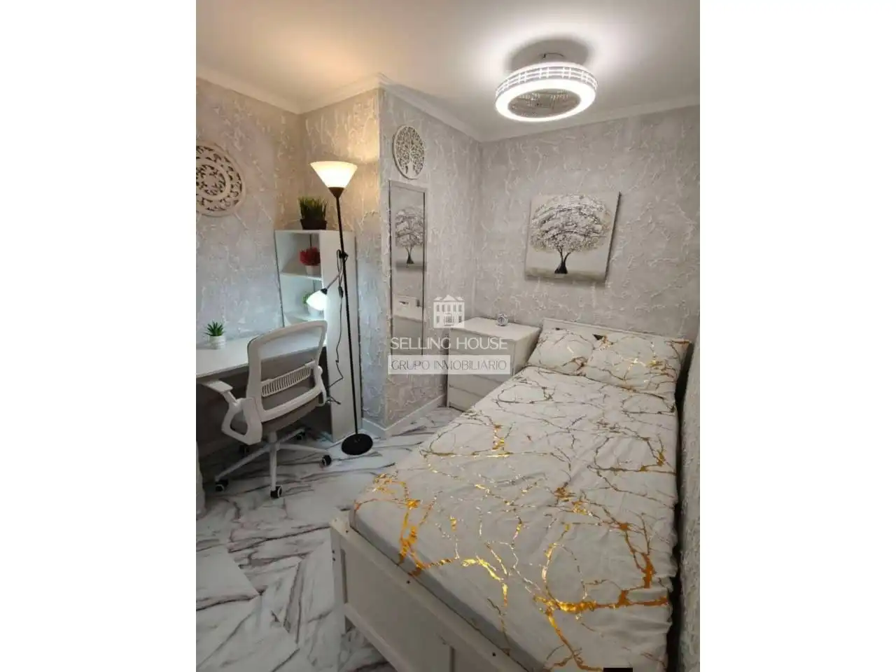 Habitación de Piso en venta en Xirivella con Aire acondicionado y Amueblado