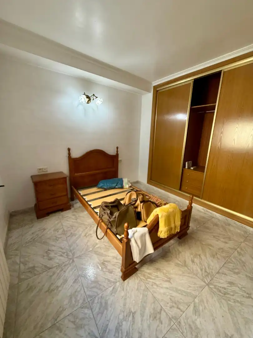 Habitación de Casa adosada en venta en Picassent con Calefacción, Terraza y Amueblado