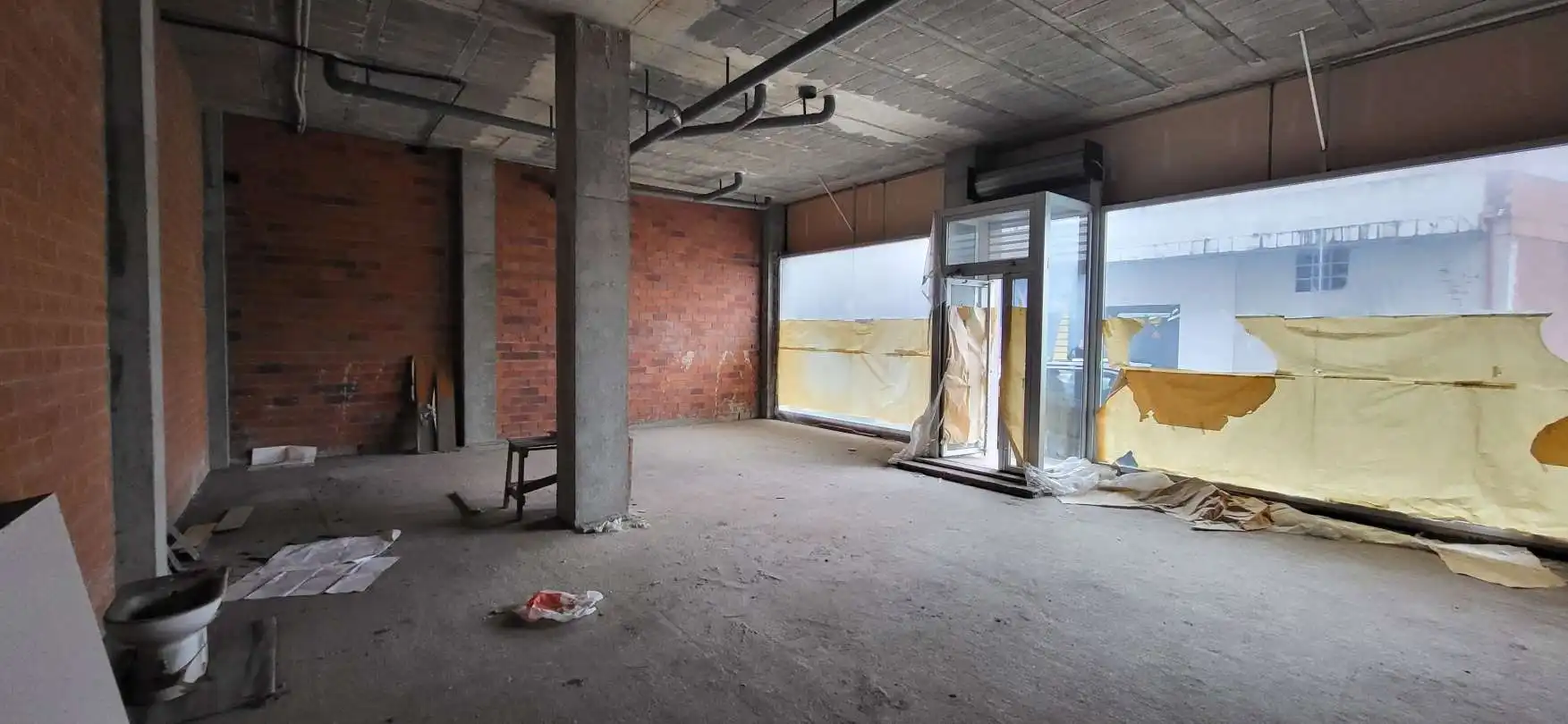 Office space to rent in Rúa Nebedas, imagen 5