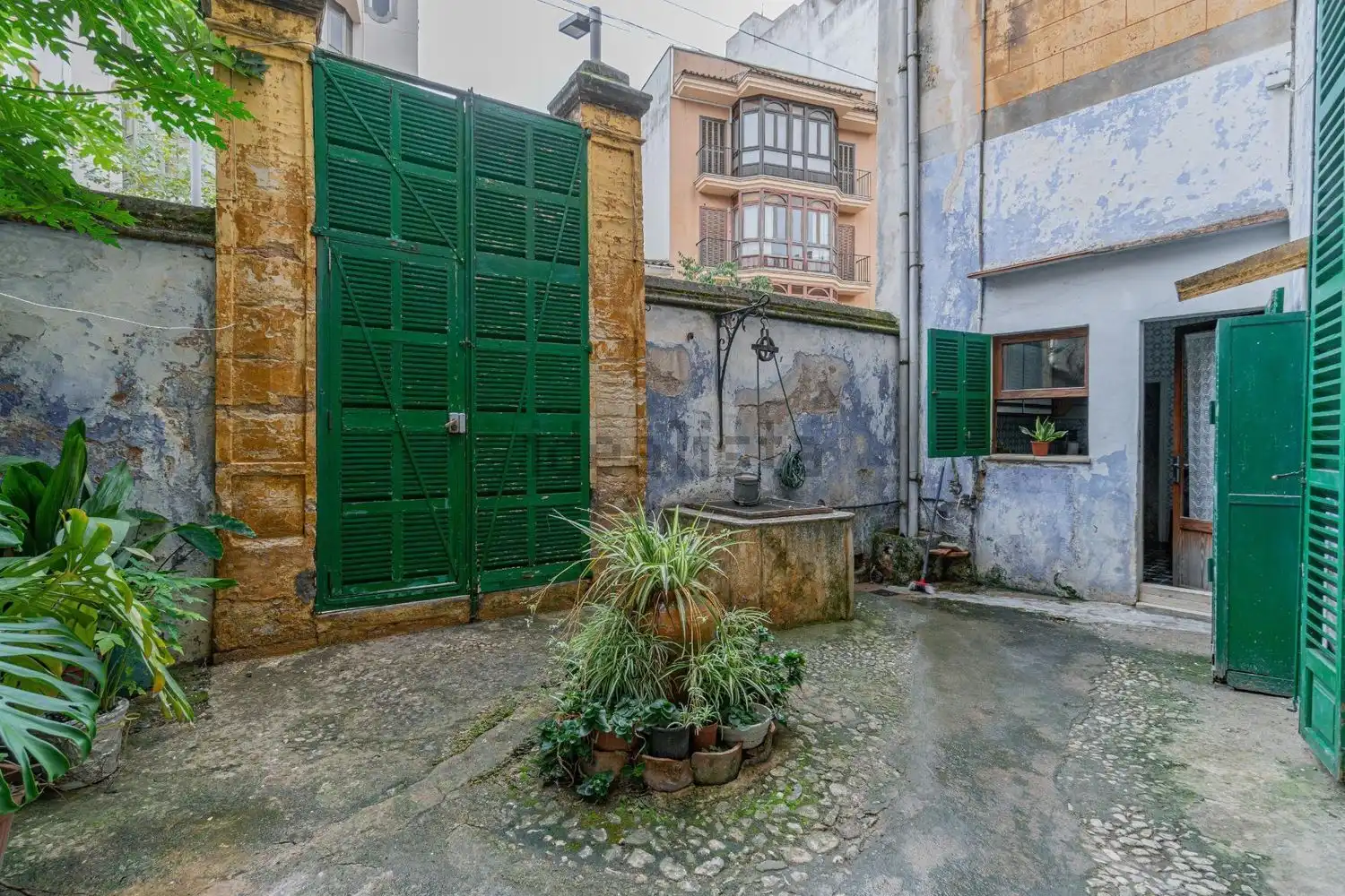 Exterior view of Buildings for sale in Manacor