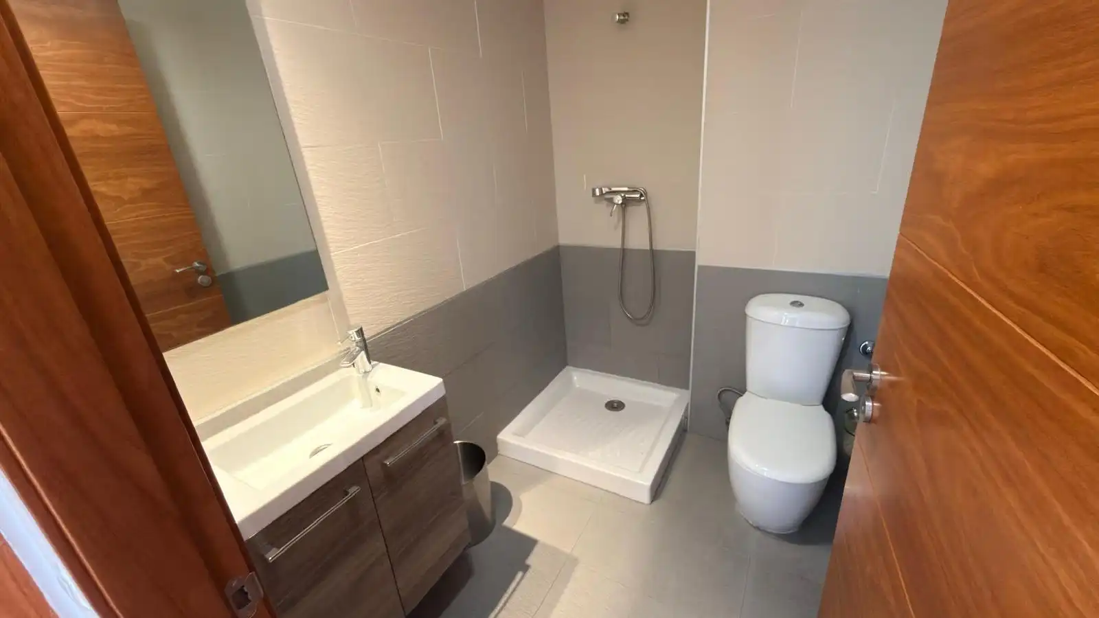 Bany de Àtic en venda en Lloret de Mar amb Calefacció, Terrassa i Piscina comunitària