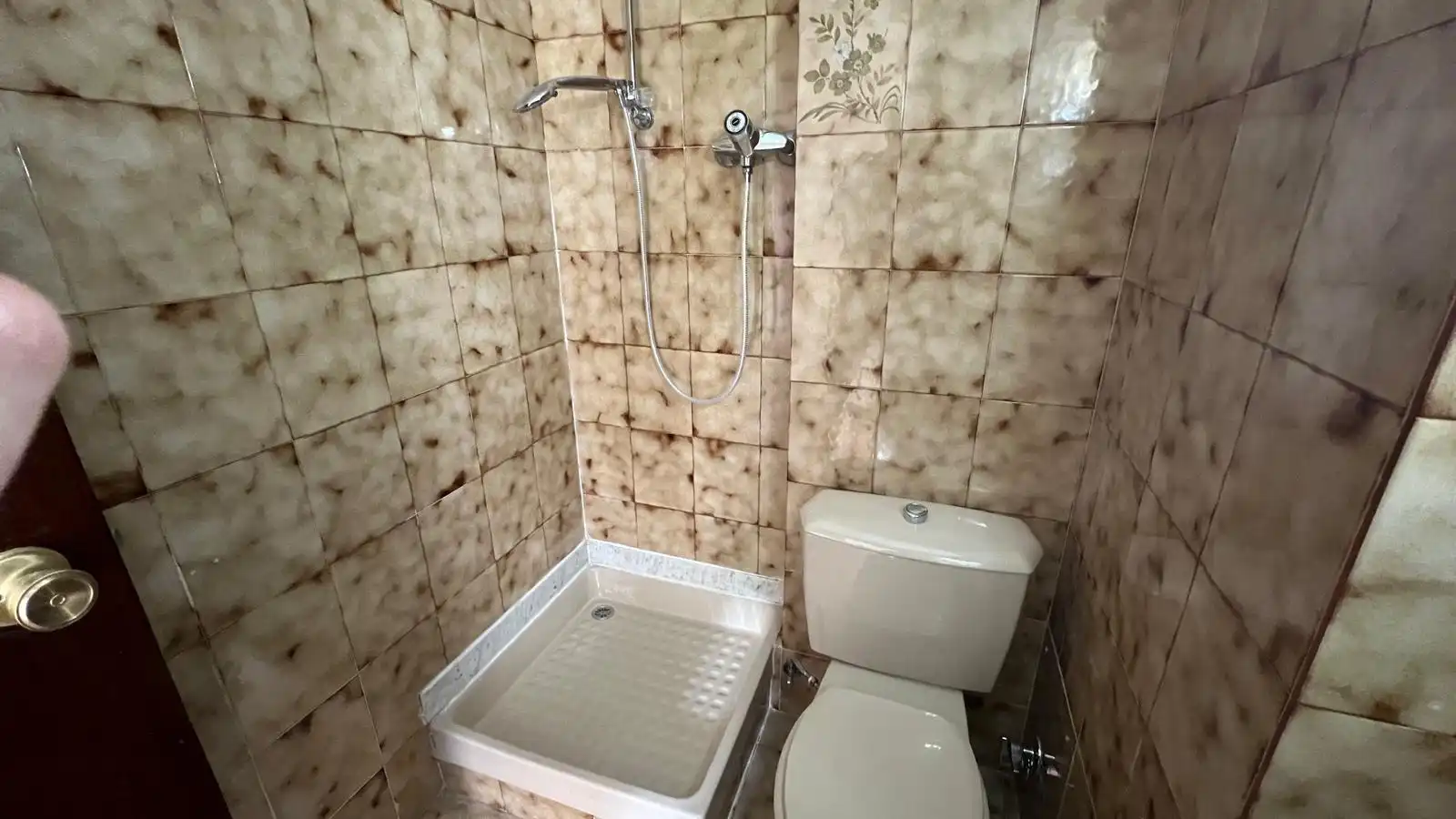 Bathroom of Flat for sale in Sabadell  with Air Conditioner, Heating and Terrace