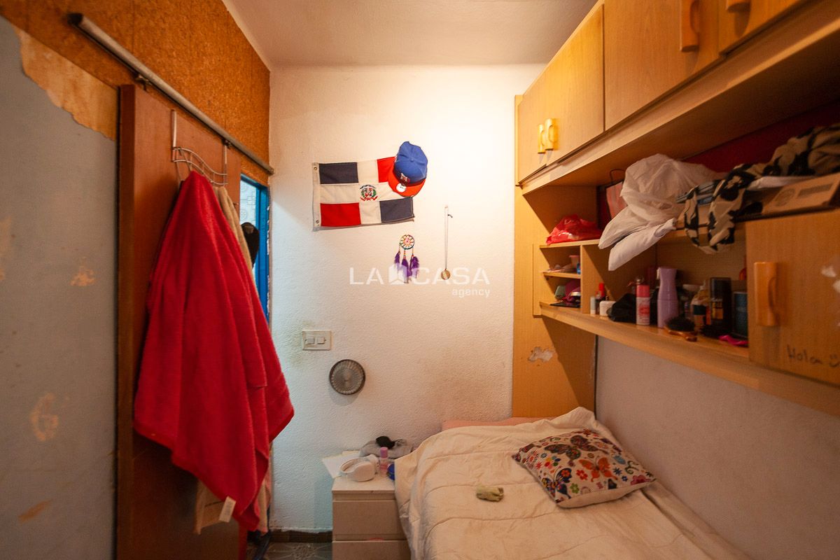 Bedroom of Flat for sale in L'Hospitalet de Llobregat  with Heating