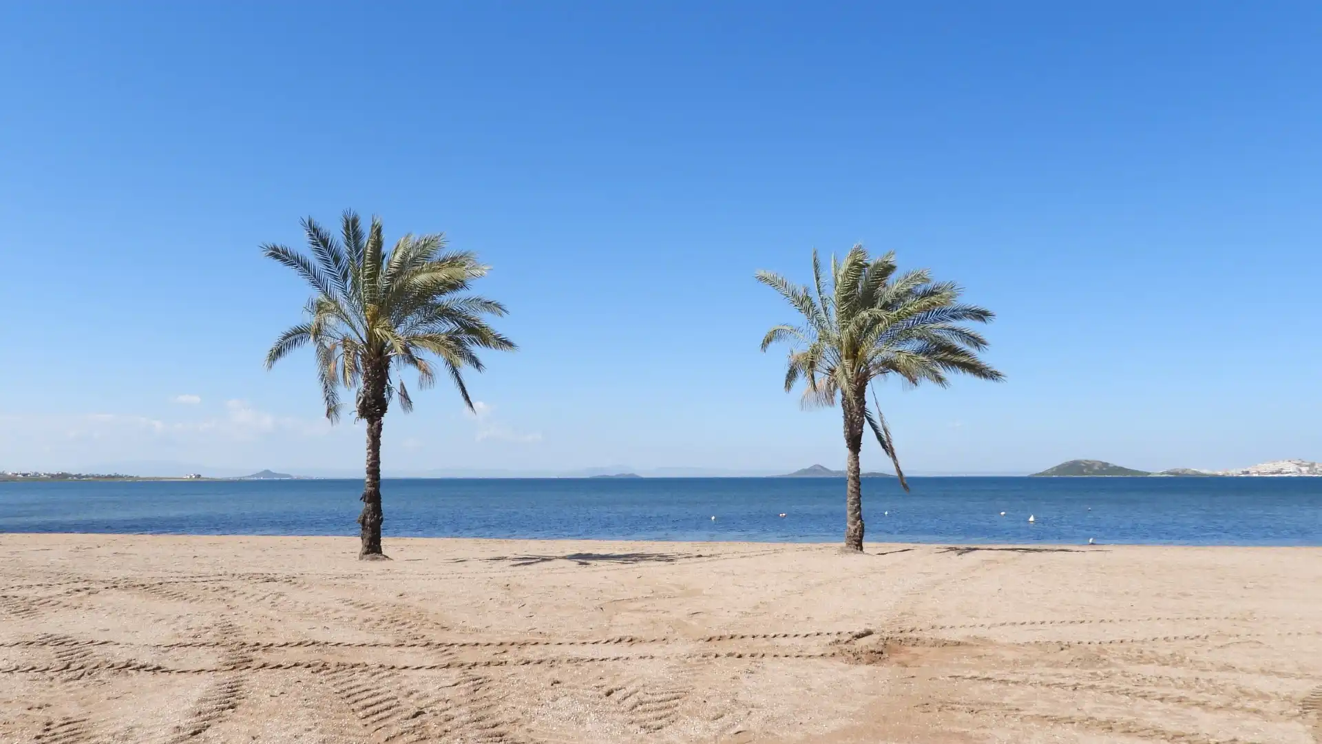 Vista exterior de Casa o xalet en venda en Cartagena amb Aire condicionat, Calefacció i Jardí privat