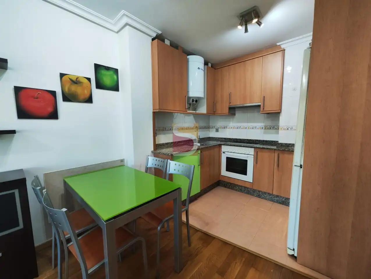 Cocina de Apartamento de alquiler en Nigrán con Calefacción, Trastero y Amueblado