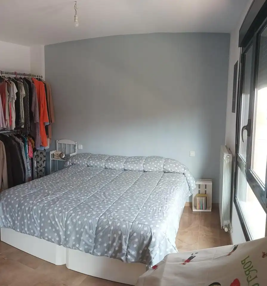 Habitación de Casa adosada en venta en Paracuellos de Jiloca con Calefacción, Jardín privado y Terraza