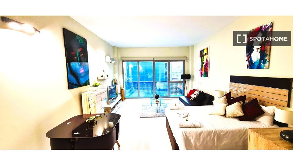 Bedroom of Flat to rent in  Madrid Capital  with Air Conditioner, Heating and Furnished