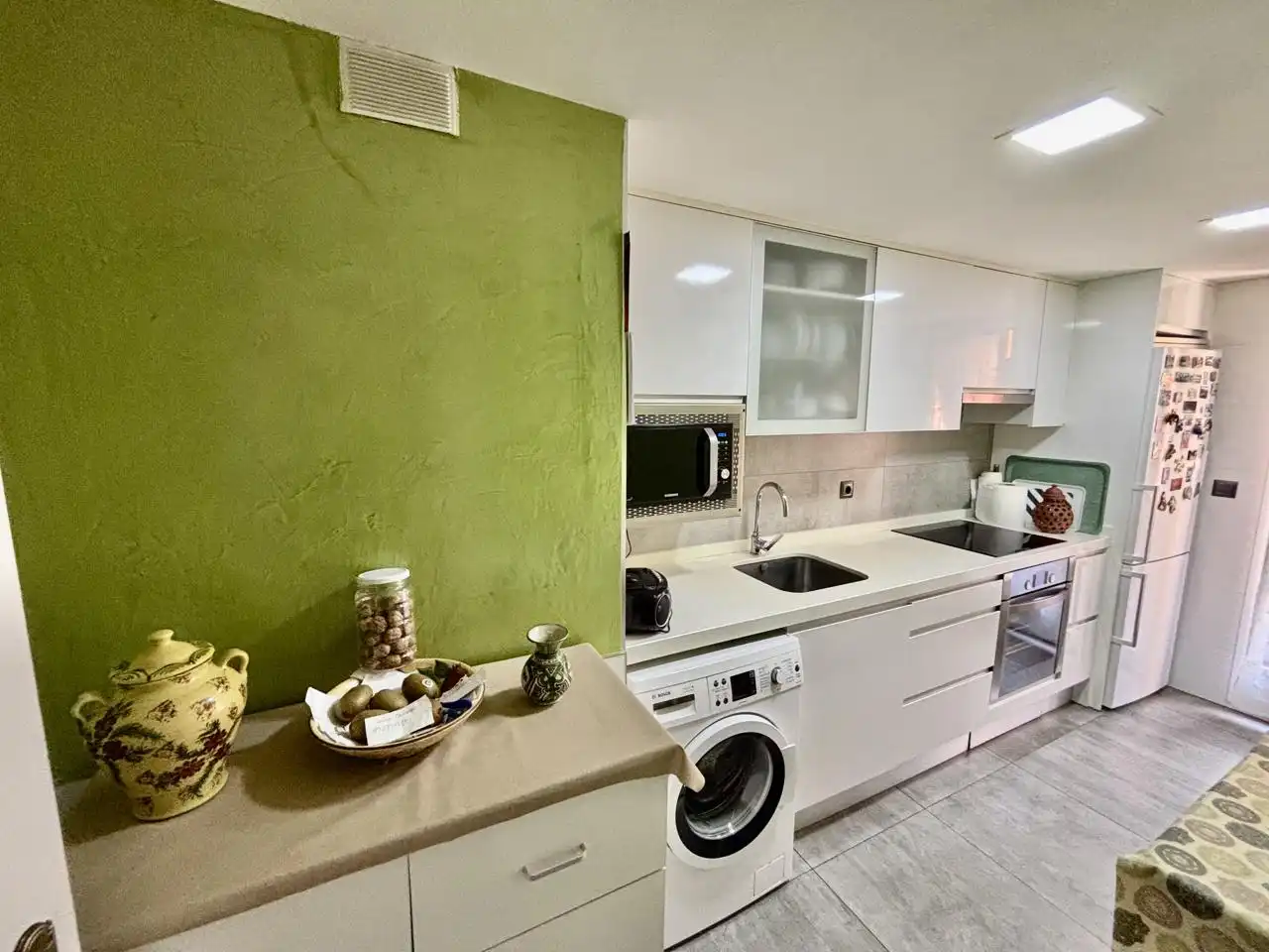 Kitchen of Flat for sale in Zaragoza  with Air Conditioner, Heating and Parquet flooring