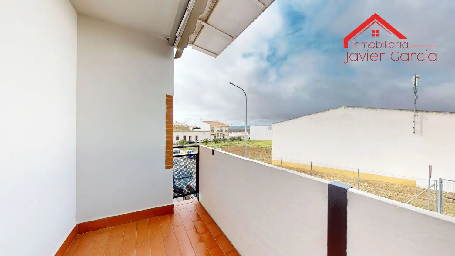 Vista exterior de Dúplex en venta en Villafranca de los Barros con Aire acondicionado, Terraza y Trastero