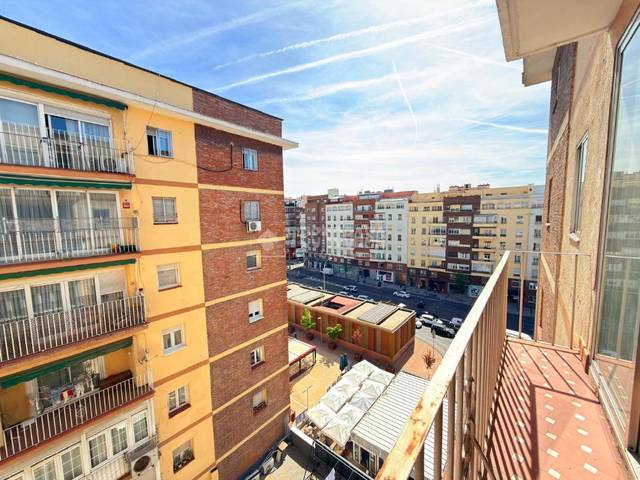 Piso en Venta en Calle Prádena del Rincón en Prosperidad