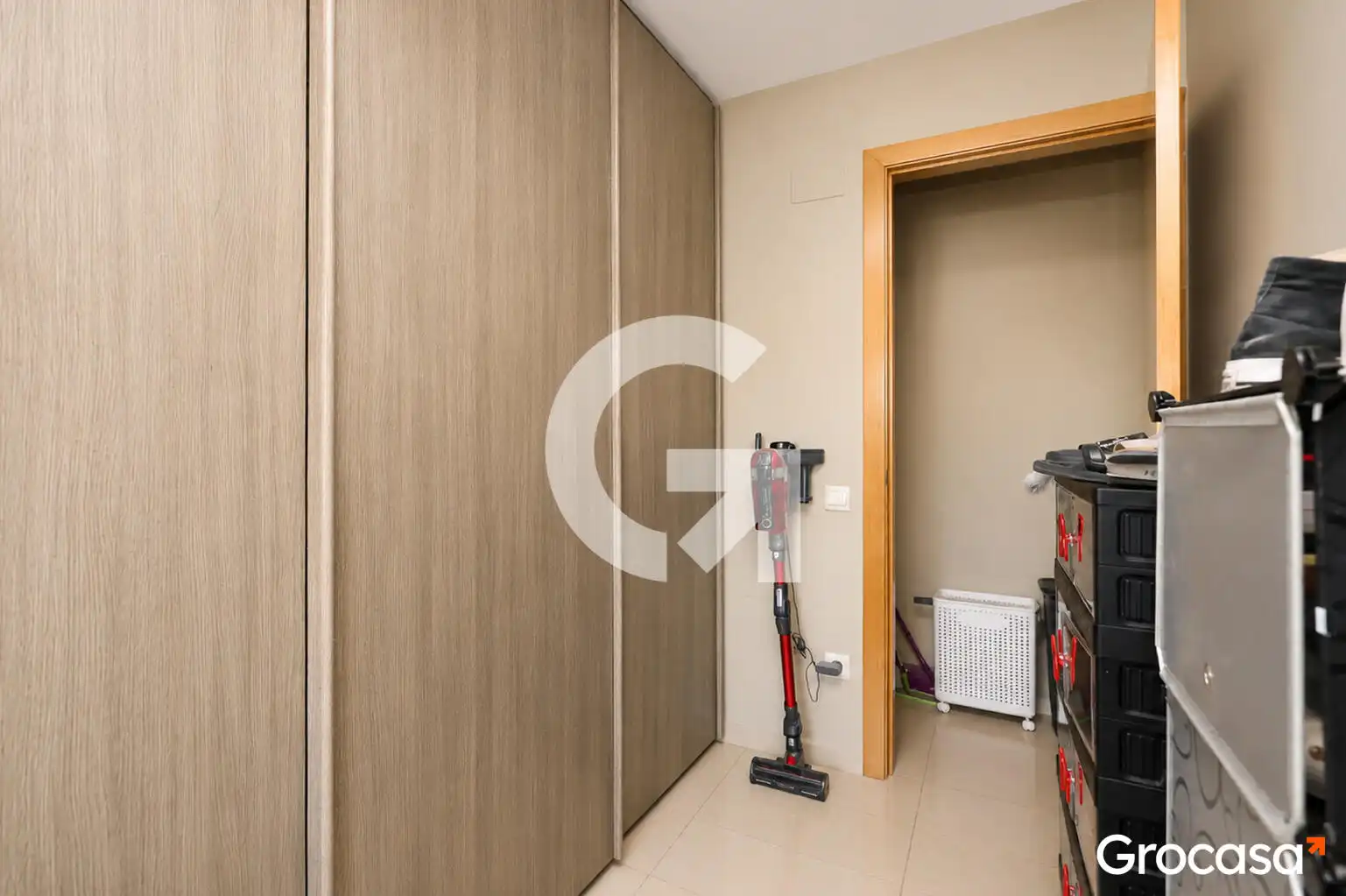 Bedroom of Flat for sale in Rubí  with Air Conditioner, Heating and Oven