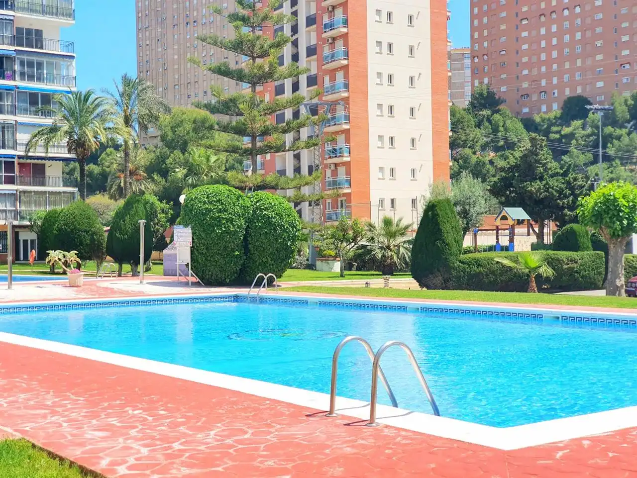 Piscina de Dúplex de alquiler en Villajoyosa / La Vila Joiosa con Piscina y Amueblado