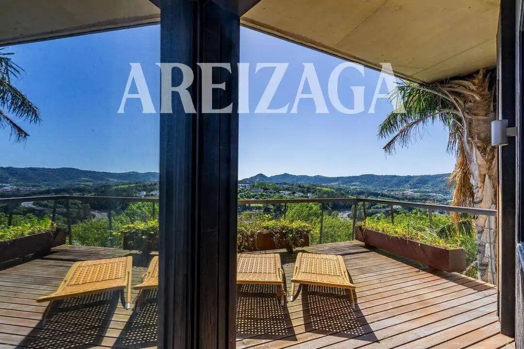 Terraza de Casa o chalet en venta en Donostia - San Sebastián  con Aire acondicionado, Calefacción y Jardín privado
