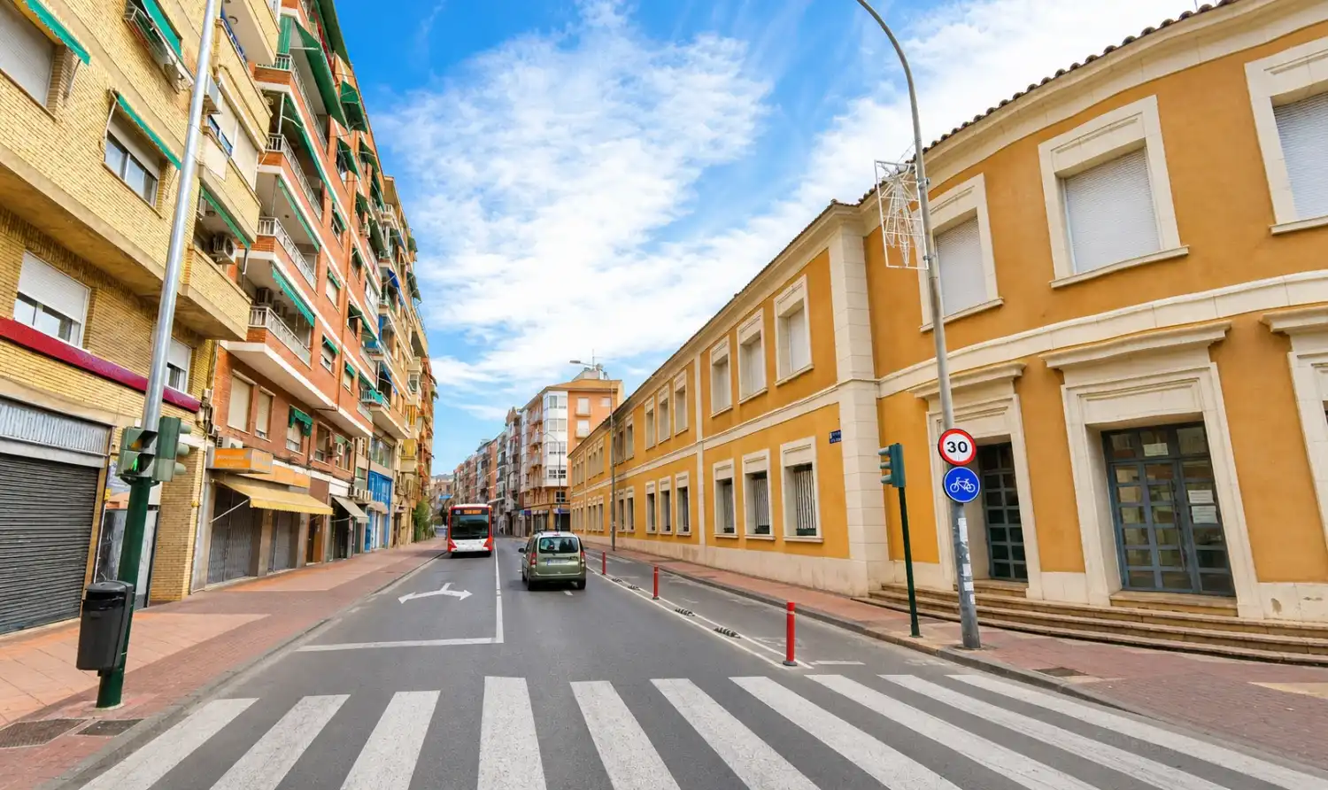 Vista exterior de Piso en venta en  Murcia Capital con Amueblado y Lavadora