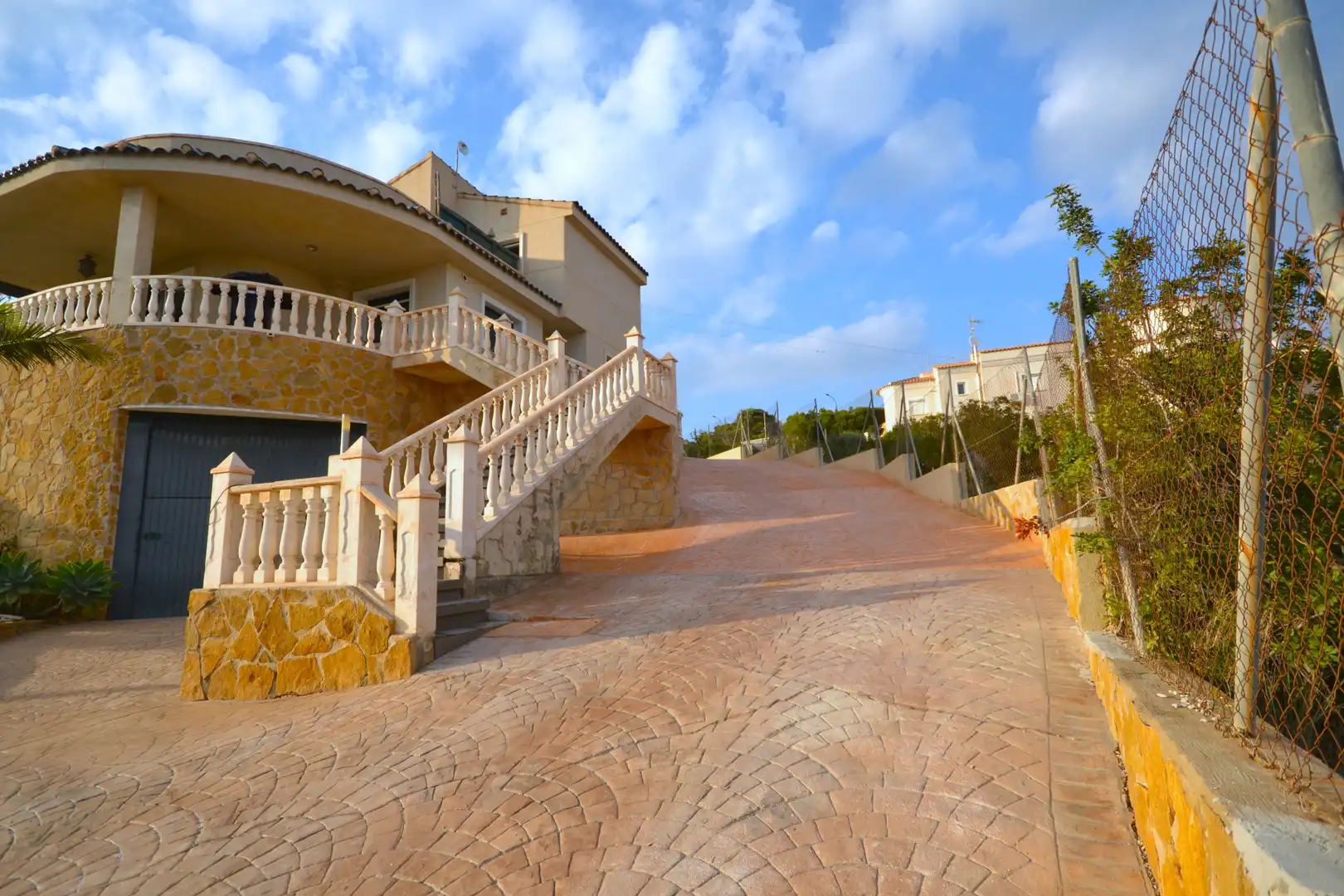 Casa con piscina en venta en Pueblo Acantilado - Lanuza, imagen 4