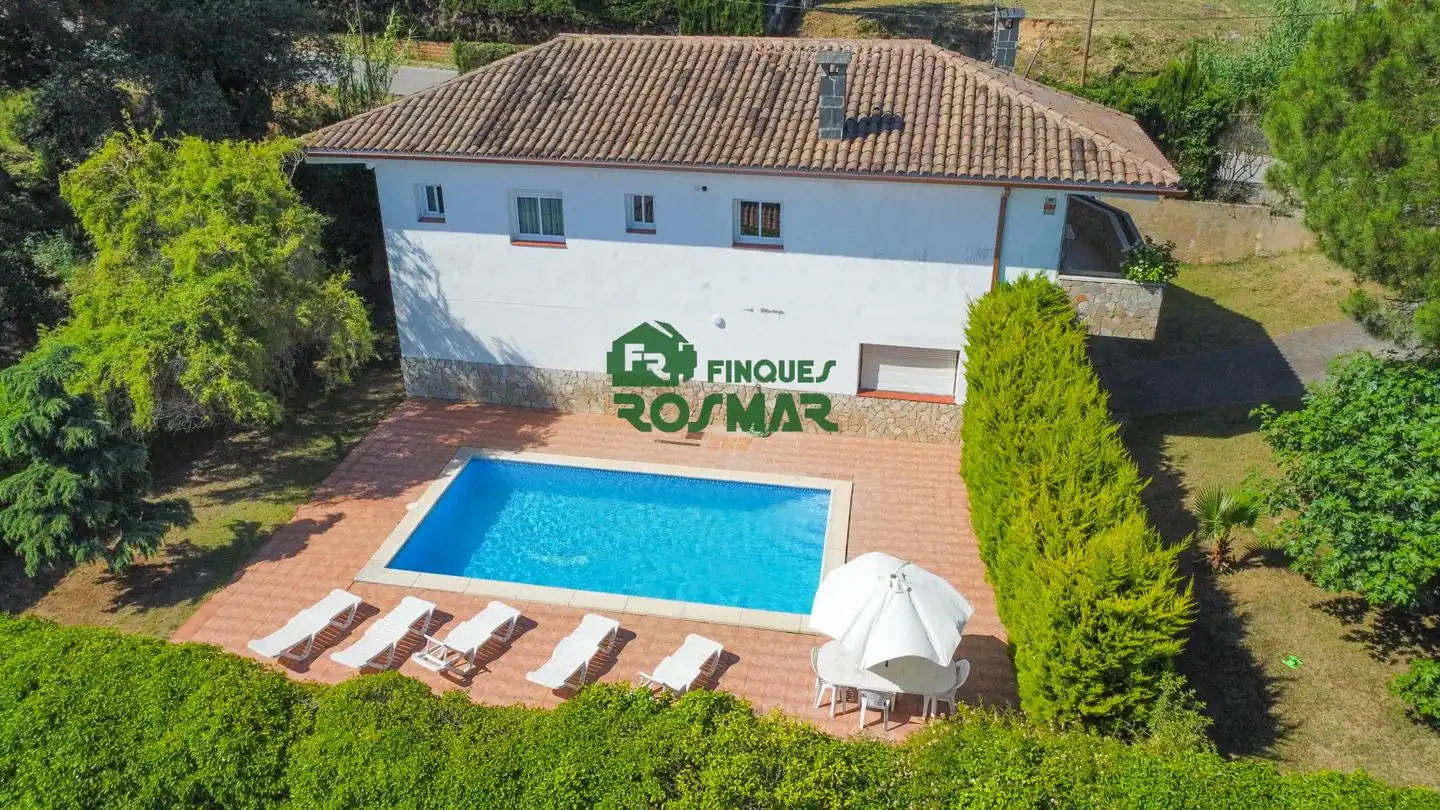 Maison avec piscine à vendre à Aiguaviva Parc