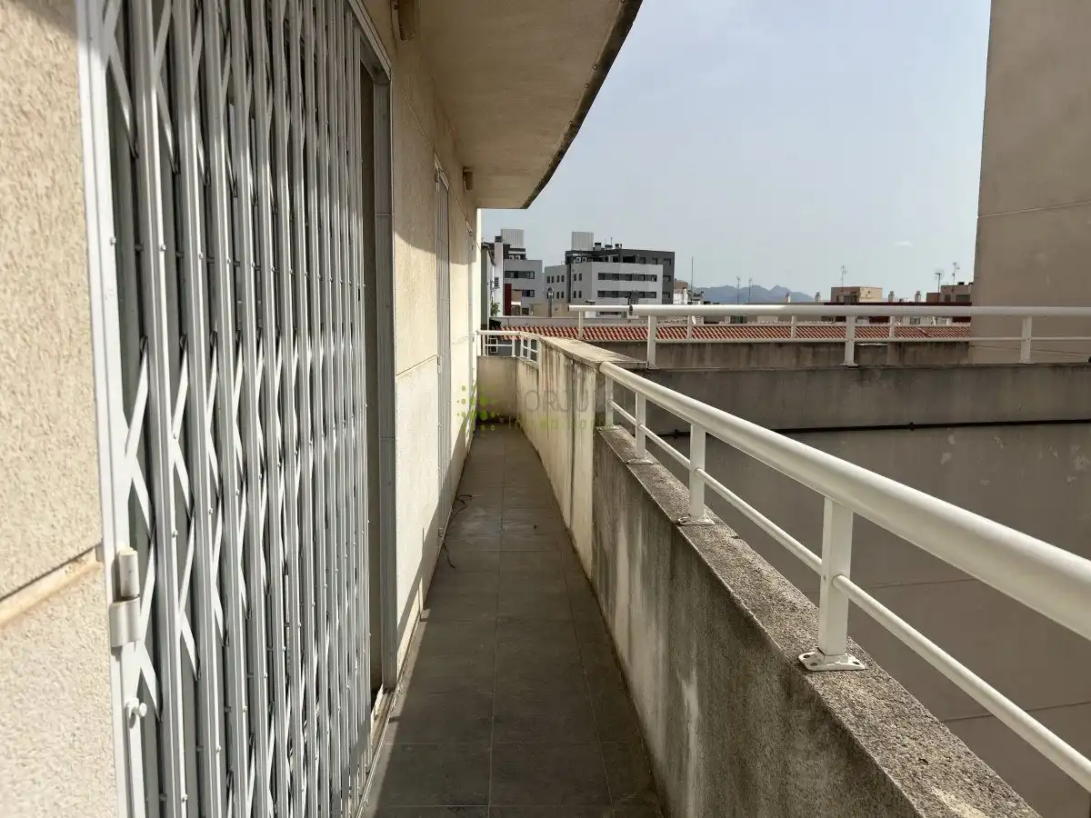 Piso en venta en Vicente sos baynat, Estación - Universidad
