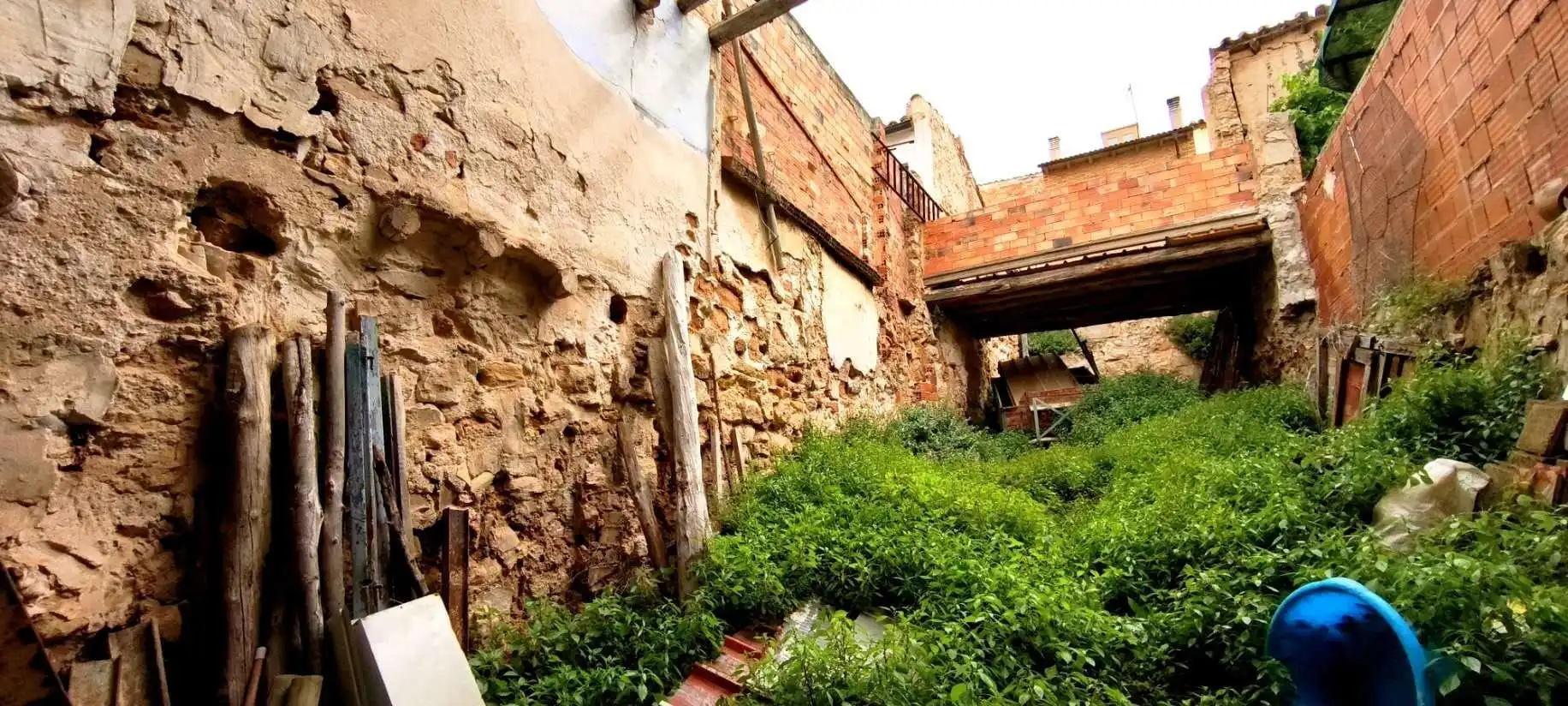 Jardí de Finca rústica en venda en Calanda