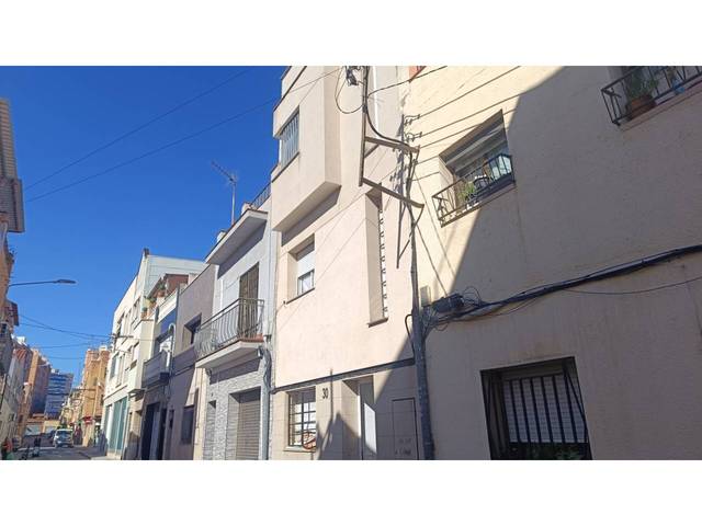 Piso en Venta en Calle Guadarrama en Ca n'Oriac