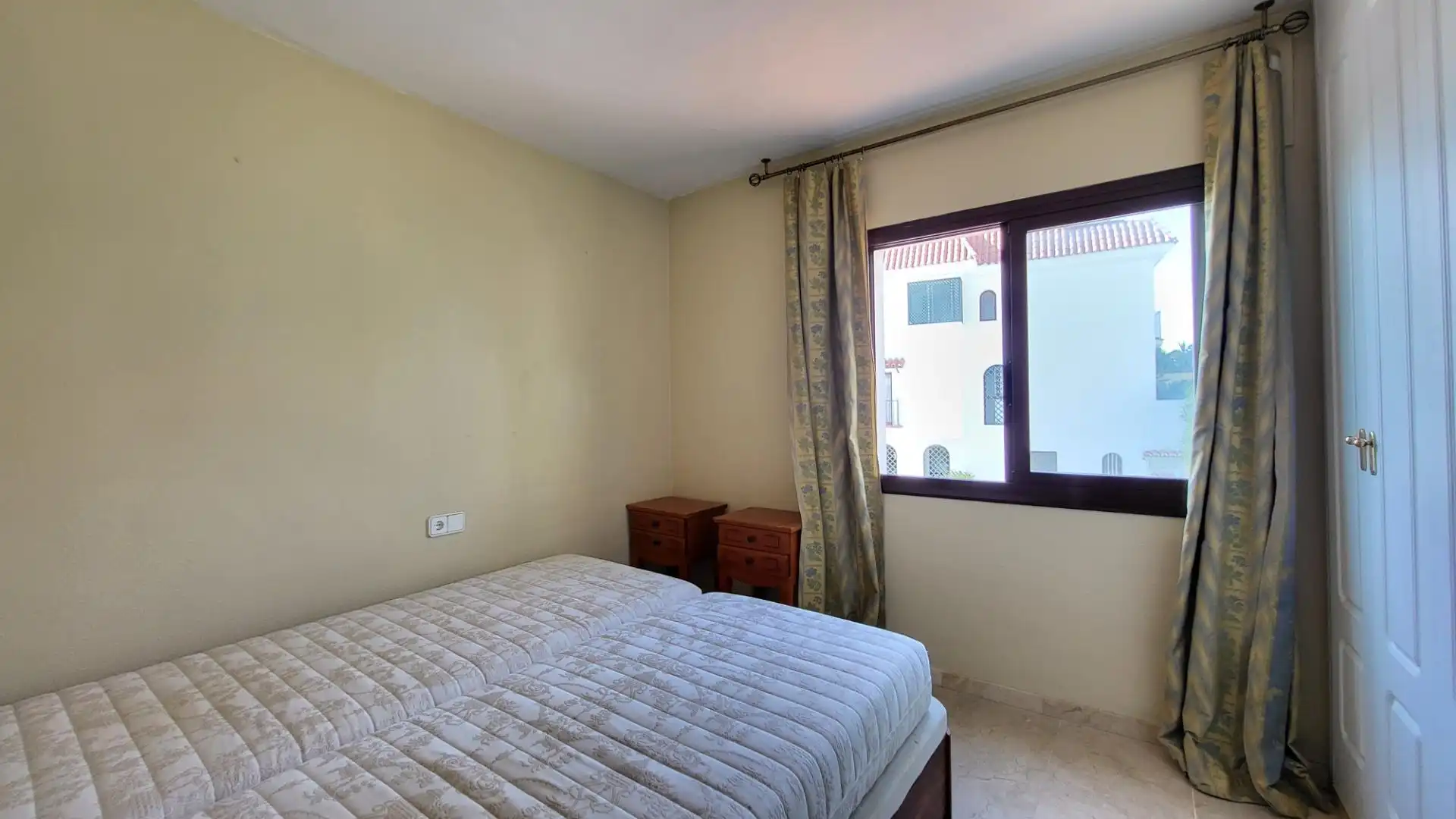 Apartamento con piscina en venta en Milla de Oro, imagen 12