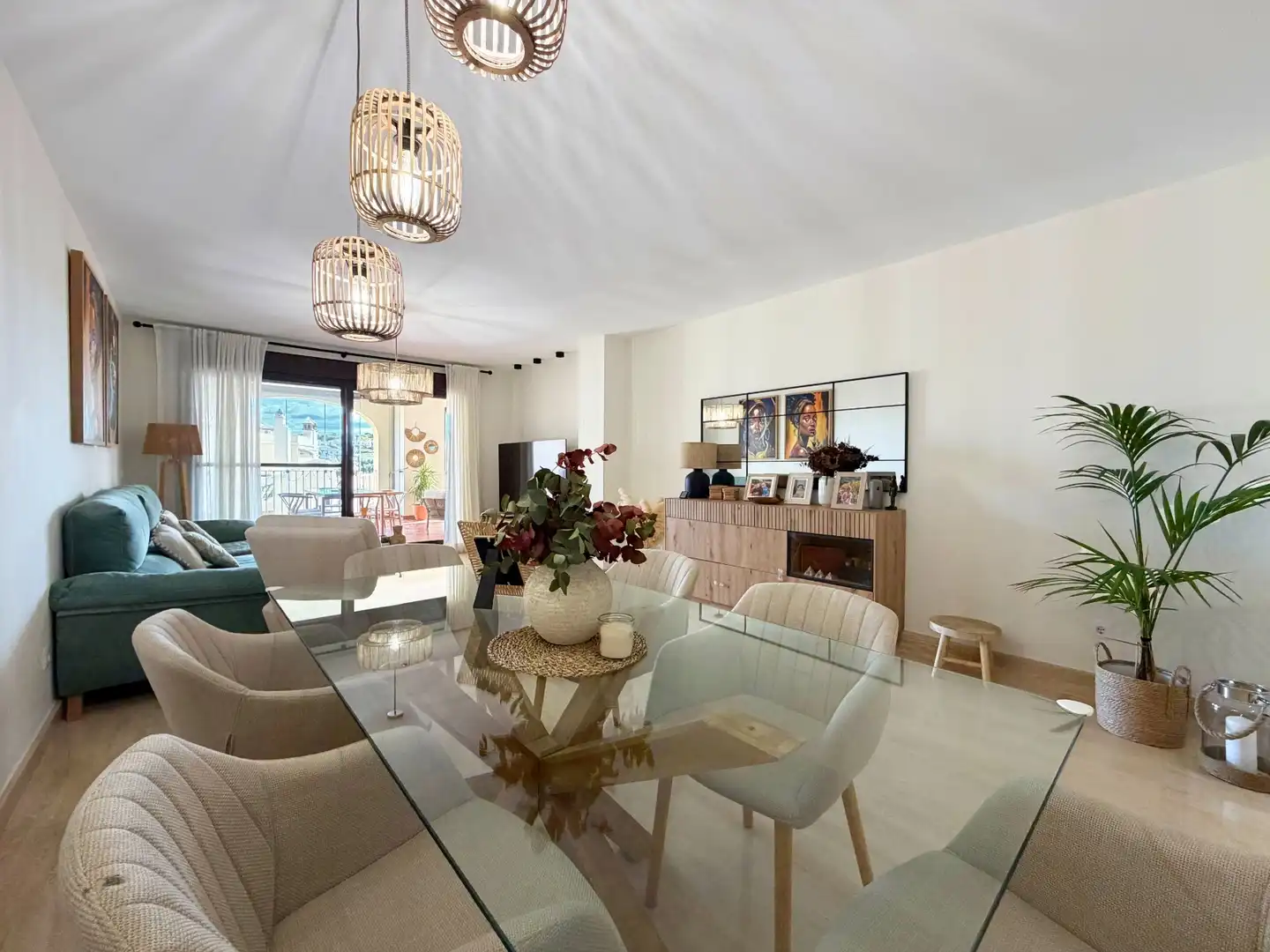 Esszimmer von Wohnung zum Verkauf in Estepona mit Klimaanlage, Terrasse und Abstellraum