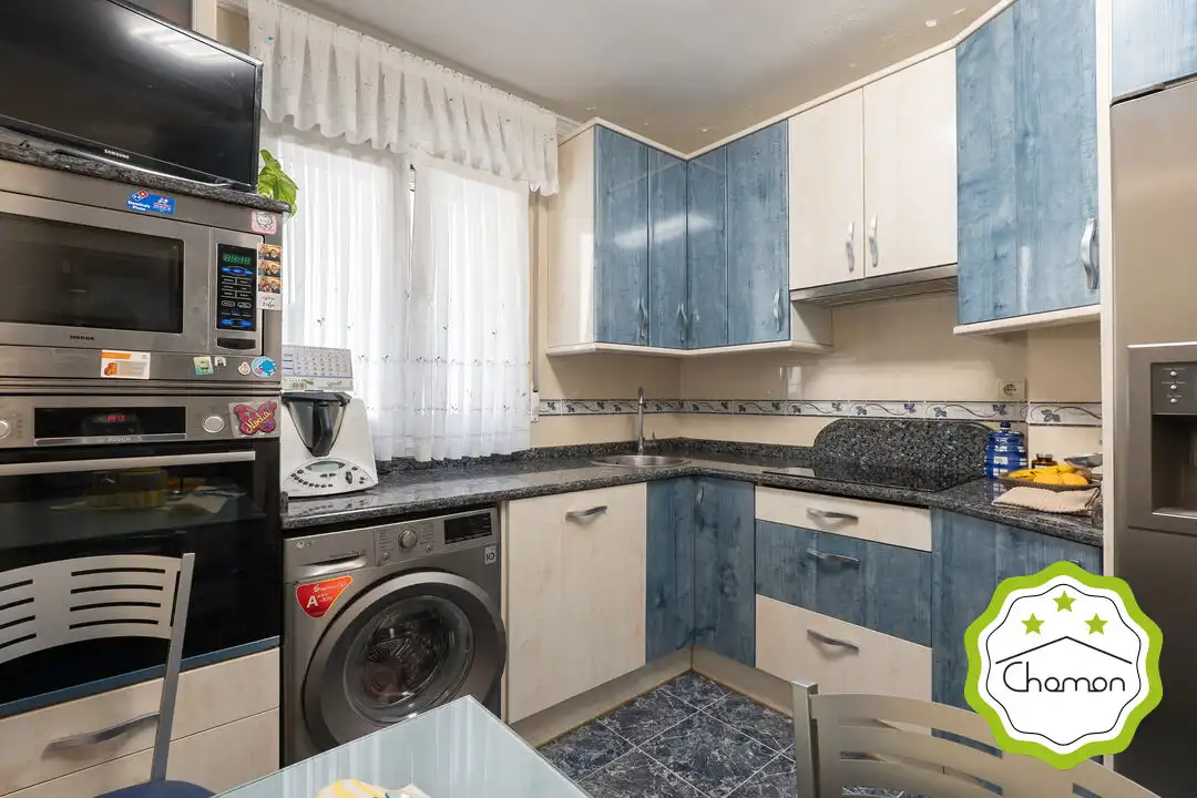 Kitchen of Flat for sale in Portugalete  with Heating, Terrace and Storage room