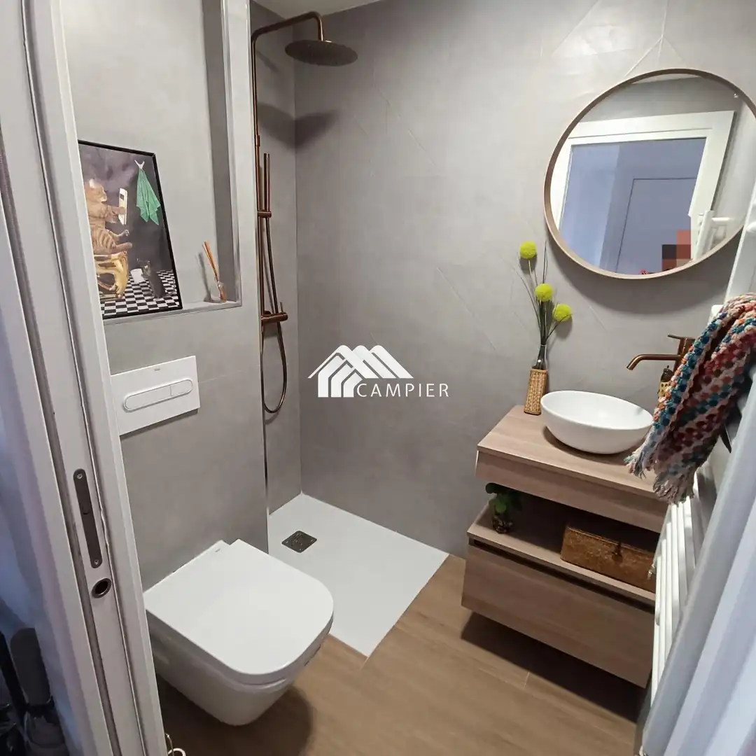 Bathroom of Flat for sale in Albacete  with Air Conditioner, Heating and Furnished