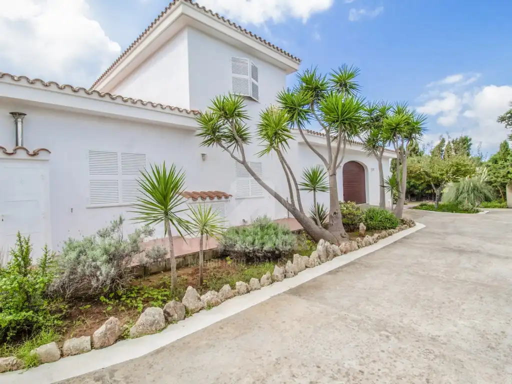 Landhaus mit Garten zum Verkauf in Alaior poble