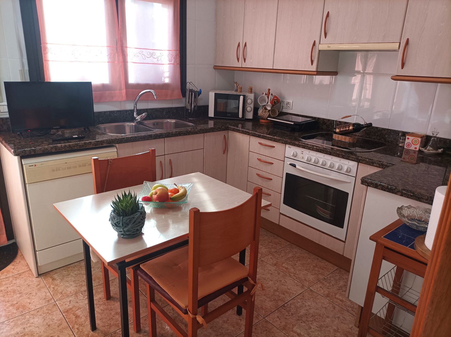 Kitchen of Single-family semi-detached for sale in Navarcles  with Air Conditioner, Heating and Terrace