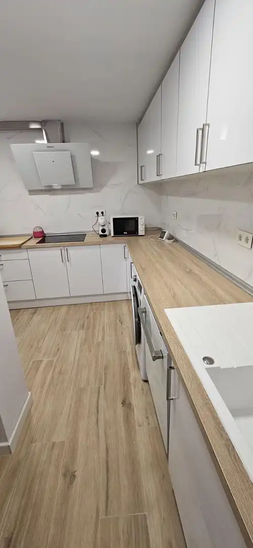 Kitchen of Detached homes for rent in Granada