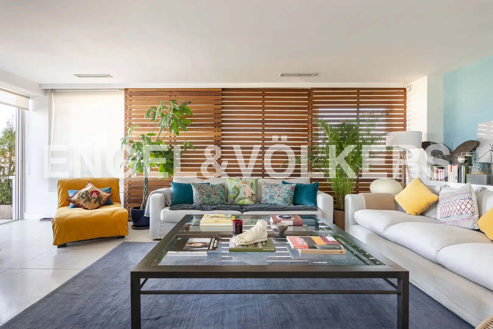 Sala de estar de Dúplex en venta en Madrid con Aire acondicionado, Calefacción y Terraza