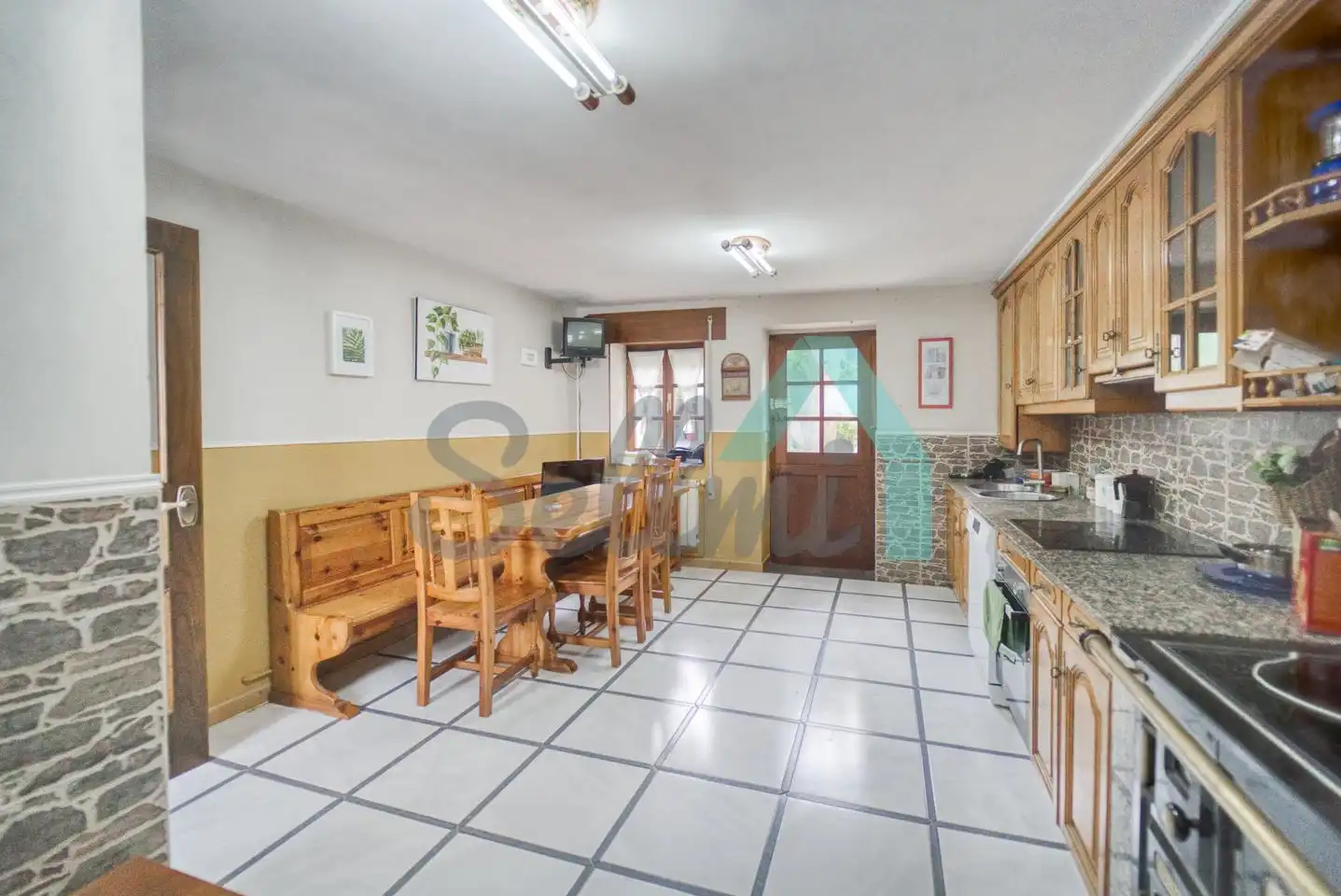 Cocina de Casa o chalet en venta en Castropol con Calefacción y Jardín privado