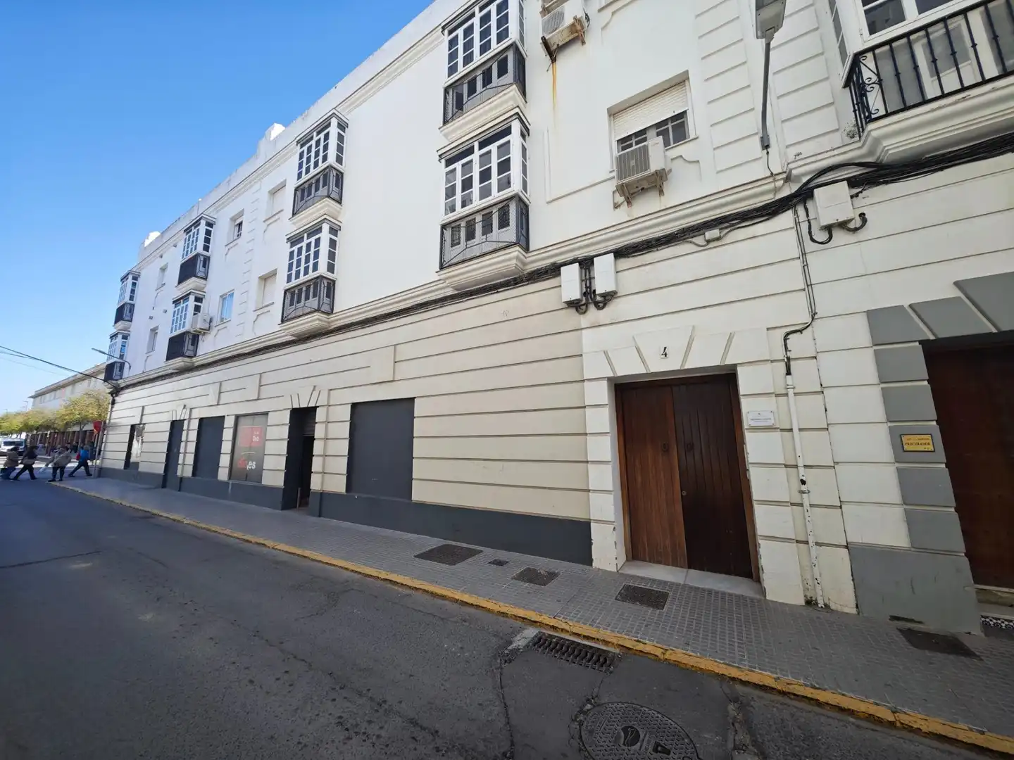 Vista exterior de Piso en venta en Chiclana de la Frontera con Aire acondicionado y Balcón