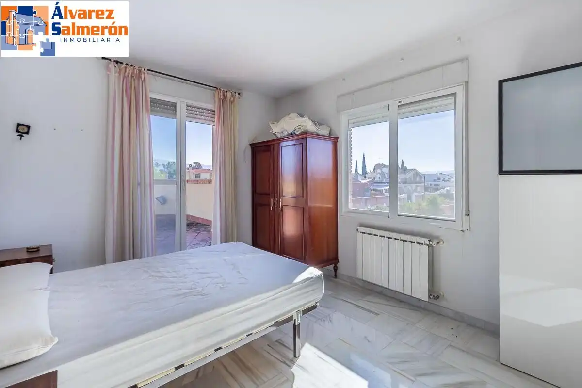 Detached house with pool for sale in Calle del Arache, imagen 22