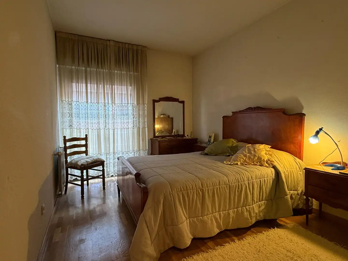 Habitación de Casa adosada en venta en Guadalajara con Calefacción, Terraza y Amueblado