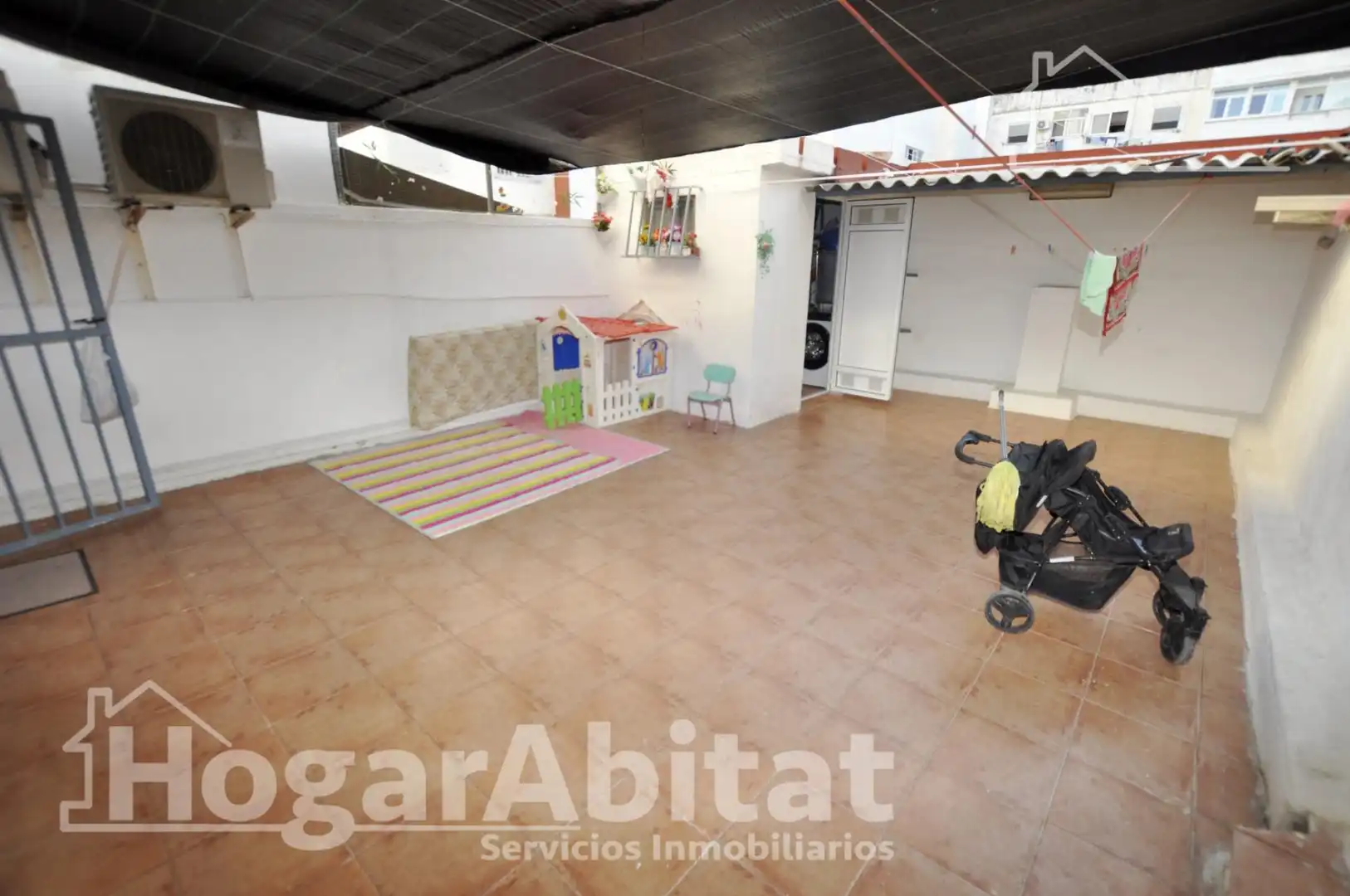 Flat with terrace for sale in Calle Maestro Giner, imagen 2