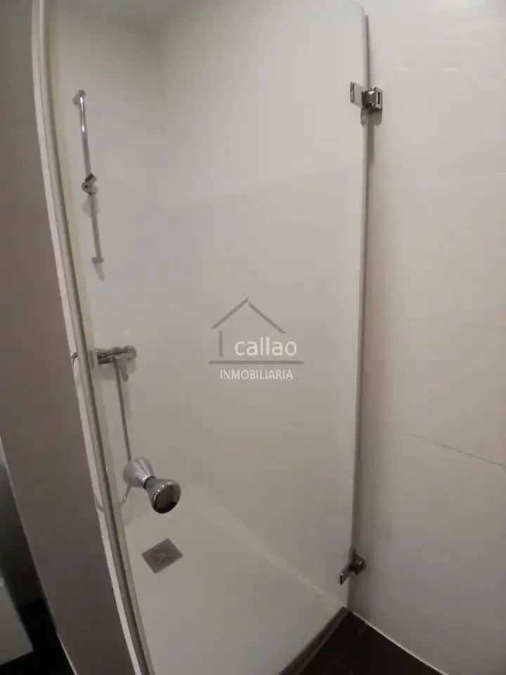 Bathroom of Flat for rent in Ferrol  with Heating, Storage room and Furnished