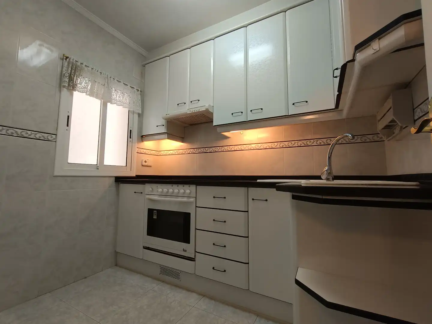 Cocina de Piso en venta en Calafell con Aire acondicionado, Terraza y Trastero