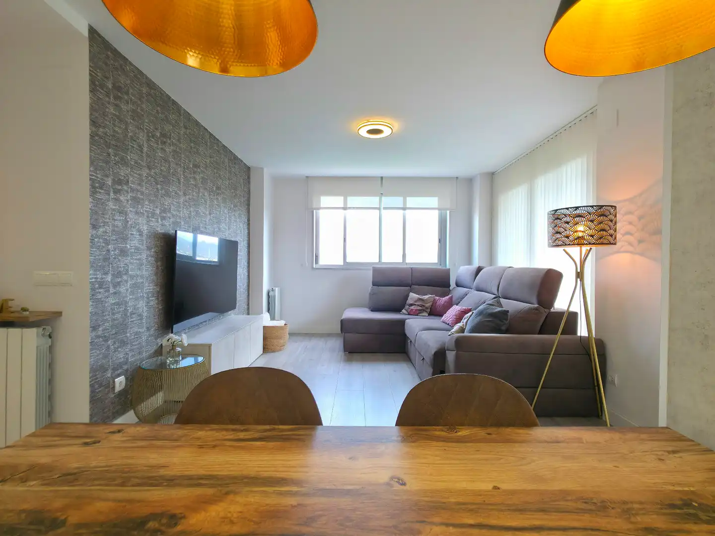 Sala de estar de Piso en venta en Sant Andreu de la Barca con Aire acondicionado, Calefacción y Parquet
