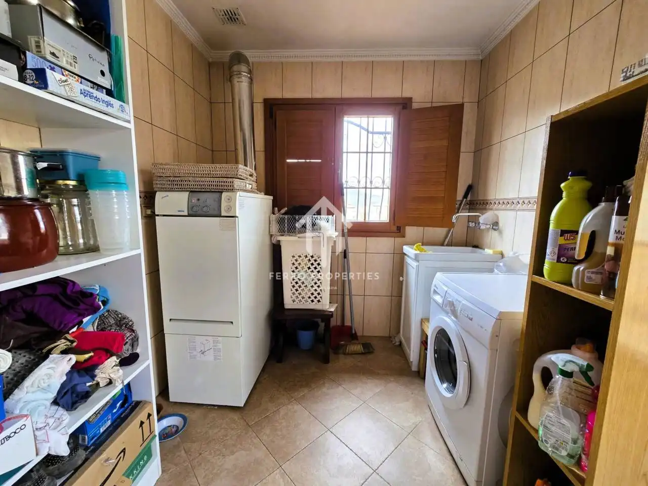 Cocina de Casa o chalet en venta en Loja con Aire acondicionado, Calefacción y Jardín privado