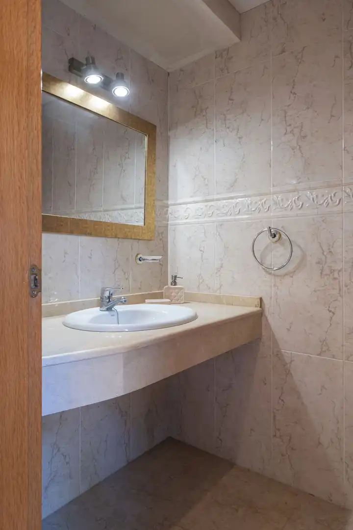 Bany de Casa o xalet en venda en Salou amb Aire condicionat, Calefacció i Jardí privat