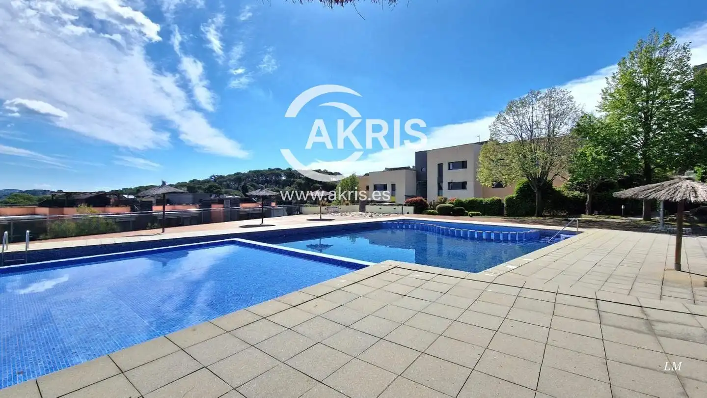 Piso con piscina en venta en Avinguda Sa Boadella, imagen 60