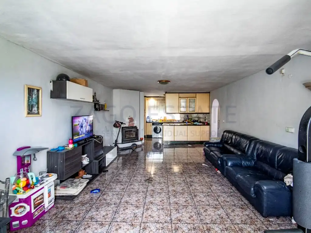 Houses for sale in Urbanizacion Barrina Centro, 11, Urbanizaciones