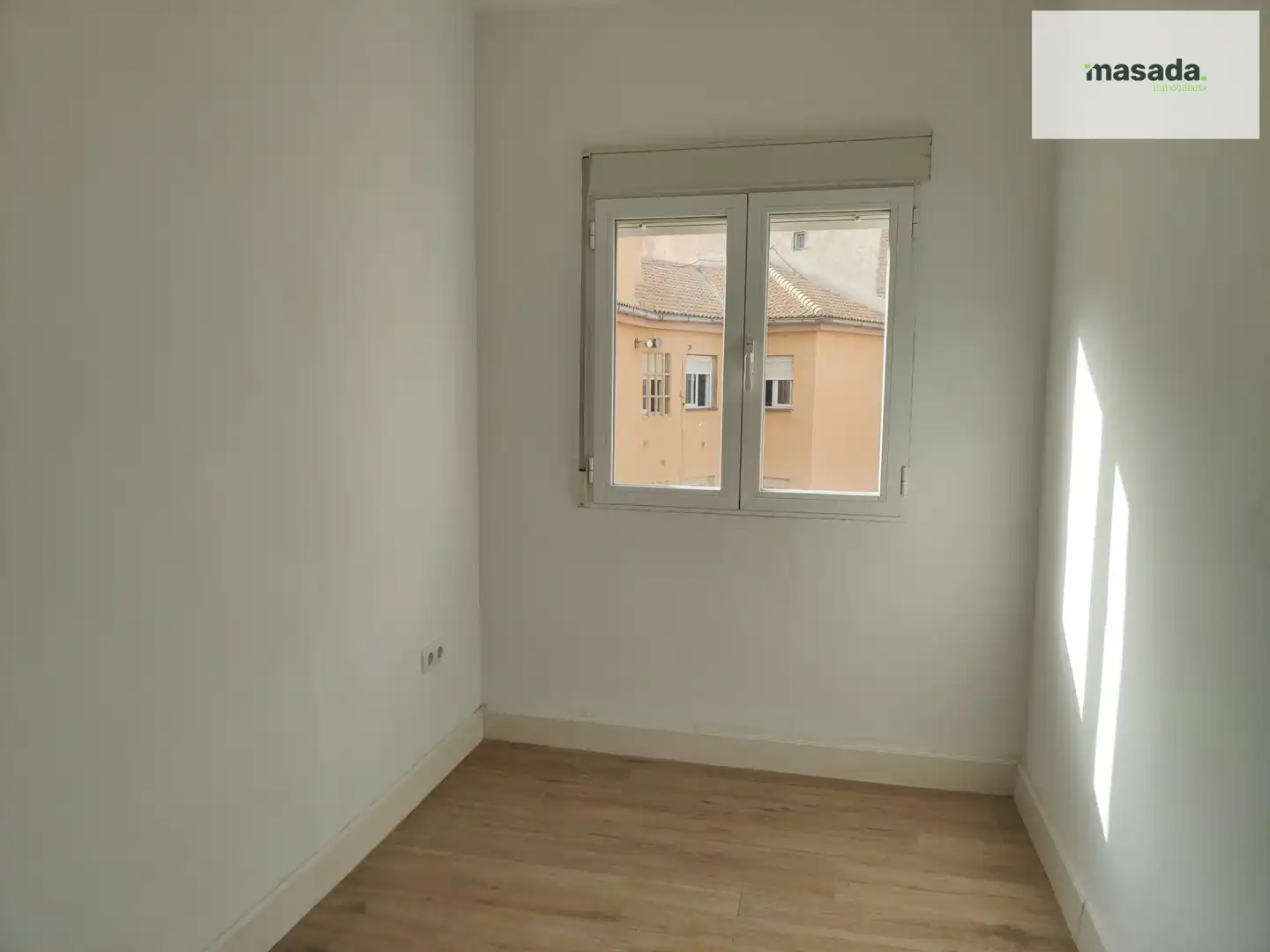 Habitación de Piso de alquiler en Granada con Aire acondicionado y Balcón