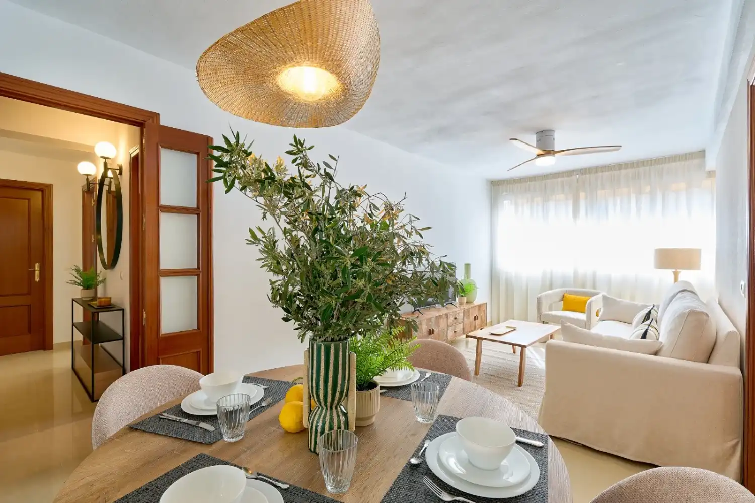Dining room of Flat for rent in Málaga  with Air Conditioner, Furnished and Washing machine