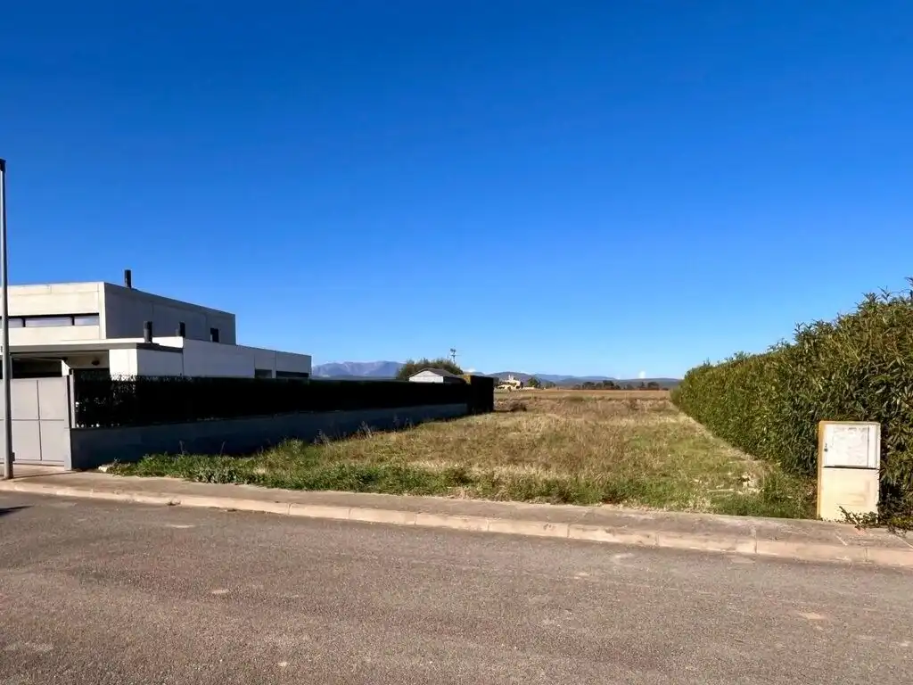 Terreny residencial en venda a Navata, imagen 3