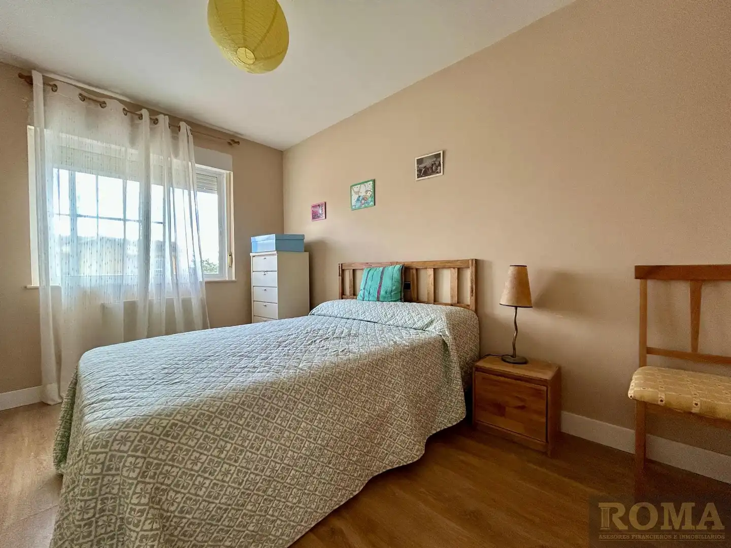Habitación de Casa o chalet en venta en Villamayor con Calefacción, Parquet y Trastero